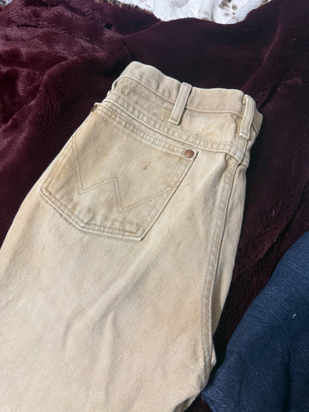 Used Wrangler Relaxed Fit Beige Men's Jeans 33x34